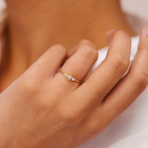 Small Simple Engagement Rings, Engagement Ring Simple, Dimond Ring, Small Engagement Rings, Cute Promise Rings, Salt Pepper Diamond, Dainty Wedding Ring, Cute Engagement Rings, Future Engagement Rings