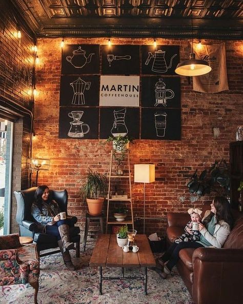 Rustic Coffee Shop, Vintage Coffee Shops, Bar Restaurant Design, Coffee Shop Interior Design, Cozy Coffee Shop, Design Café, Coffee Shop Bar, Coffee Bars, Cafe Shop Design