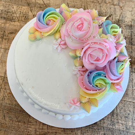 Rainbow Flower Cake Birthday, Rainbow Flower Cake, Rosettes Cake, Rosette Cakes, Coral Cake, Cake Pop Bouquet, Cake Decorating Flowers, Frosting Flowers, Patty Cake