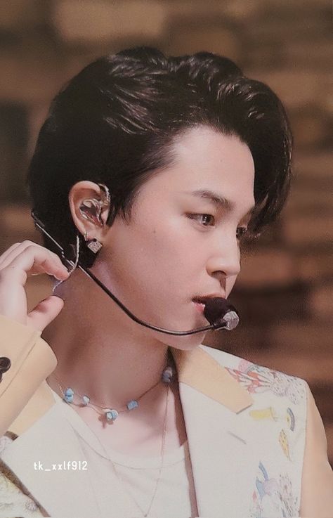 Jimin Necklace, Korean Best Friends, Photo Scan, Park Jimin Cute, Jimin Wallpaper, Park Jimin Bts, Girly Jewelry, Album Bts