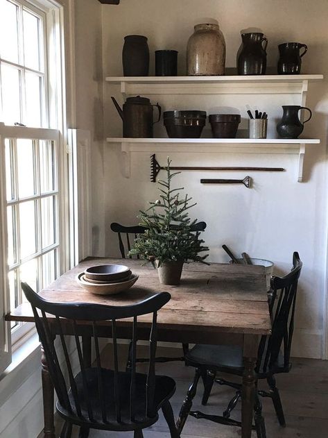 Små Rum Lidt Plads, Fashion Cottagecore, Core Fashion, Farmhouse Kitchen Decor Ideas, Casa Country, Cottage Kitchens, Hus Inspiration, Kitchen Decor Ideas, Farmhouse Kitchen Decor