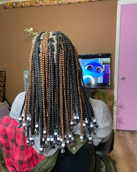 Cute Hairstyles Braids With Beads, Black And Blonde Knotless Braids With Beads, Black Hairstyles Braids With Beads, Black And Blonde Box Braids With Beads, Back To Hairstyles For Black Teens, Braid Ideas With Beads, Braided Weave Hairstyles For Black Women, Peekaboo With Beads, Knotless Peekaboo Braids With Beads