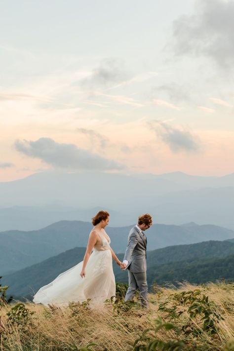 Roan Mountain Elopement, East Tennessee Elopement, Blue Ridge Elopement, Mountain Top Elopement Photography, Appalachian Mountain Wedding, Blue Ridge Mountains Wedding, Blue Ridge Mountain Elopement, Blue Ridge Wedding, Elopement Poses