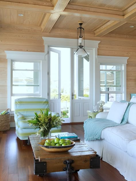 Bald Head Island Nc, Beach Style Living Room, Beach Theme Living Room, Beachfront Decor, Beach Living Room, Bald Head Island, House Of Turquoise, Beach Cottage Decor, Bald Head