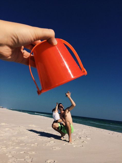 Beach Illusion...try it #photography Strand Fotos, Easy Photography Ideas, Beach Games, Summer Story, Beach Shoot, Beach Photoshoot, Photography Pictures, Summer Baby, Beach Photos