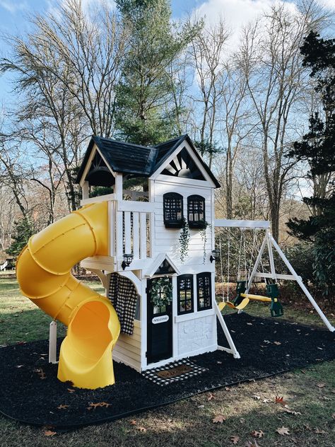 Style A Small Living Room, Playset Makeover, Wild Tribe, Swing Set Diy, Playground Landscaping, Outdoor Playhouse, Diy Swing, Diy Playhouse, Backyard Swings