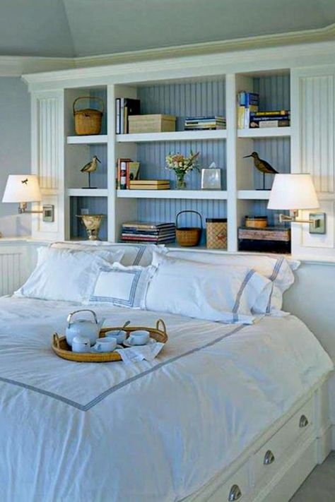 Wonderful bedroom shelves design ideas for Your Home - Womensays.com Women Blog Builtin Beds, Comfy Bedrooms, Cosy Places, Cottage Bedrooms, Bookshelf Headboard, Cozy Bedrooms, White Linens, Built In Bed, Ab Fab