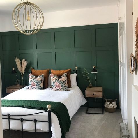 Gold, Mustard and dark Green? Yeah, we approve👍⁠ ⁠ ⁠ 📷 @1930s_doer_upper | Instagram Green Bedroom Walls, Green Bedroom Decor, Feature Wall Bedroom, Sage Green Bedroom, Gold Bedroom, Green Walls, Bedroom Panel, Beautiful Rooms, Green Rooms