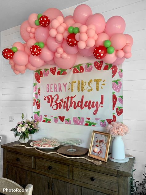 My Berry First Birthday Party, Diy Strawberry Shortcake Decorations, 1st Strawberry Birthday, Strawberry Birthday Smash Cake, Berries Birthday Theme, 1st Birthday Berry Theme, Summer Baby Birthday Ideas, A Berry First Birthday, Strawberry 4th Birthday Party