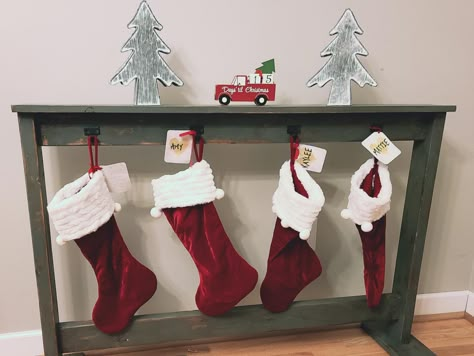 Stocking Hangers Diy Wood, Diy Wood Stocking Holder, Wooden Stocking Holder Stand, Stocking Stand Diy, Stocking Holders Diy Wooden, Stocking Holders Standing Diy, Diy Stocking Holder Stand, Stocking Hangers No Fireplace, Stocking Hanger Diy