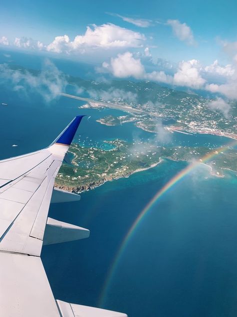 Airplane Window View, Airplane Wallpaper, Santorini Island, Plane Travel, Dream Beach, I Want To Travel, Booking Flights, Dream Holiday, Beautiful Places To Travel