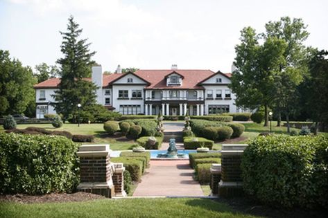 Fall Ceremony, Kansas City Wedding Venues, Creepy Houses, Sunken Garden, Old Mansions, Outdoor Fall Wedding, Indoor Event, Kansas City Wedding, Kansas City Missouri