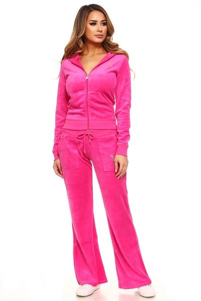 Mariah Longo - Yelete   2018 Track Suits 2000s, Girl Group Halloween Costumes, Juicy Couture Clothes, Velour Jacket, Velour Tracksuit, Velour Pants, Track Suit, Plus Size Shopping, Y2k Fashion