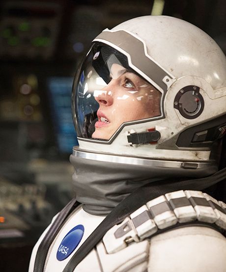 16 absurd movie characters who went to space before a woman Interstellar Movie, Astronaut Suit, Space Hero, I Love Cinema, Space Girl, Gary Oldman, Christopher Nolan, Space Suit, Foto Art