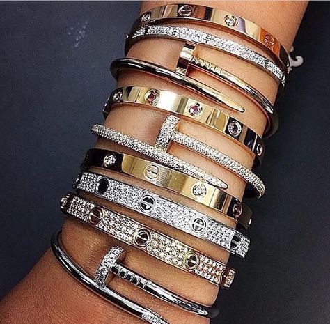 Cartier                                                                                                                                                                                 More Bangles Cartier, Jewellery Cartier, Stack Bangles, Nail Bangle, Jewelry Cartier, Bracelet Cartier, Screw Bracelet, Arm Candies, Nail Bracelet