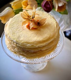 Vanilla Mille Crepe Cake - Bartleby & Sage Lemon Crepe Cake, Lemon Crepe, Baking For Friends, Mille Crepes, Lemon Crepes, Milk Tart, French Baking, Crepe Maker, Blueberry Compote