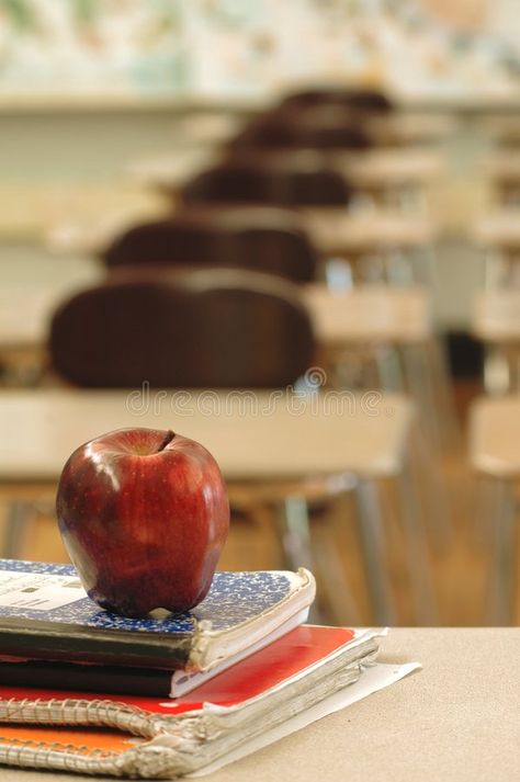 About Teacher, Teacher's Desk, Apples Photography, Apple Photo, School Vibes, Teacher Desk, Teacher Apple, Apple Books, Stack Of Books