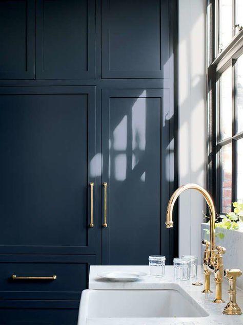 Hale Navy by Benjamin Moore | Paint by Numbers: Top Paint Brands Reveal Their Most Popular Colors Hale Navy Benjamin Moore, Most Popular Paint Colors, Blue Cabinet, Navy Kitchen, Black Paint Color, Interior Dapur, Dark Paint Colors, Hale Navy, Painted Kitchen Cabinets Colors