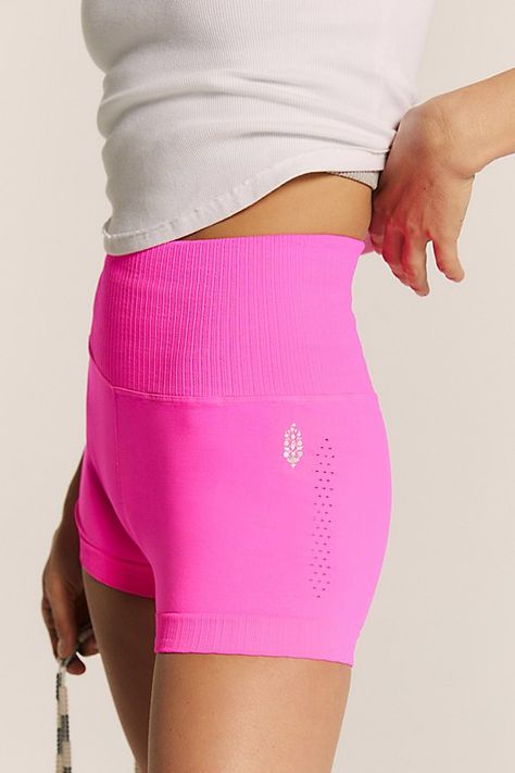 Cute Running Outfit, Alt Summer Outfits, Workout Short, Free People Activewear, Pink Workout, Workout Fits, Summer Beach Outfit, Good Karma, Free People Movement