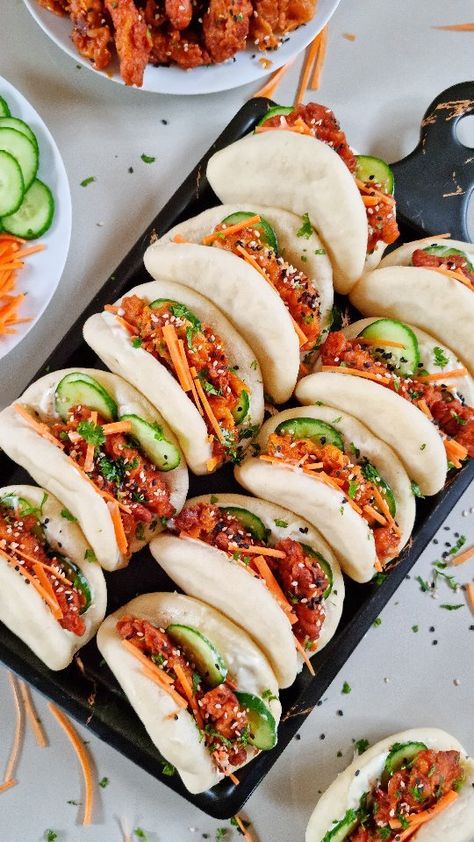 Chicken Bao Buns Recipe https://resepmamiku.com/en/chicken-bao-buns-ataleofsauceandspice Chicken Bao Buns Recipe, Chicken Bao Buns, Bao Buns Recipe, Koreansk Mat, Chicken Buns, Chinese Street Food, Small Portions, Buns Recipe, Bao Buns