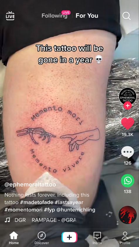 Memento Mori Amor Fati Tattoo, Тату Momento Mori, Momento Mori Memento Vivere Tattoo, Momento Vivere Tattoo, Memento Mori Memento Vivere Tattoo, Memento Vivere Tattoo, Momento Mori Tattoo, Amor Fati Tattoo, Memento Tattoo