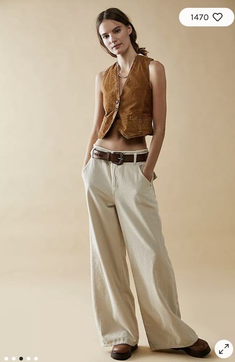 Corduroy Vest Outfit, White Simple Outfit, Brown Pants Outfit, Cord Jeans, Corduroy Vest, Houston Rodeo, Outfit Brown, White Wide Leg Pants, Cream Jeans