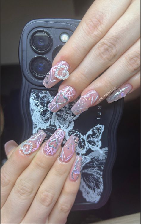 Y2k Nails Spiderman, Jelly Nails Coffin, Pink Spiderman Nails, Coffin Nails Chrome, Pretty Nails Aesthetic, Nails Cottagecore, Nails Chinese, Spiderman Nails, Cottagecore Nails