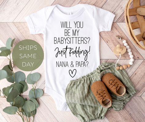 Grandparent Announcement, Baby Reveal Shirt, Baby Announcement Onesie, Announcement Onesie, Pregnancy Announcement Onesie, Funny Pregnancy Announcement, Custom Baby Onesies, Personalized Onesie