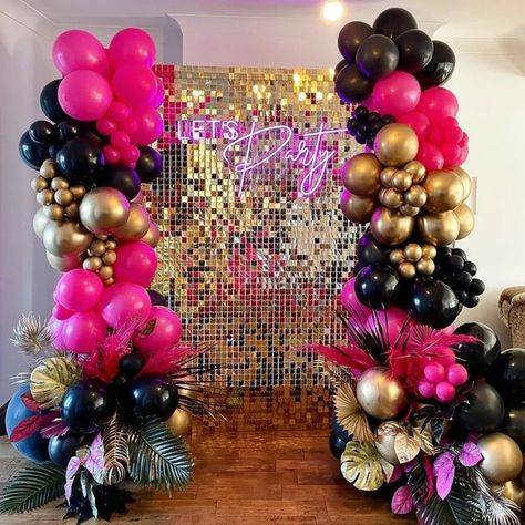 Hot Pink Gold And Black Birthday Party, Hot Pink Black And Gold Party Decor, Women Party Ideas, Gold Birthday Party Decorations, Birthday 21, 18th Birthday Party Themes, Catering Design, Mother In Law Birthday, 46th Birthday