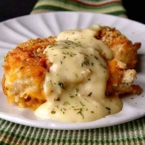 Crispy Cheddar Chicken, Cheddar Chicken, Baked Chicken Breast, S'mores, Think Food, Breast Recipe, Crispy Chicken, Main Dish Recipes, Chicken Recipe