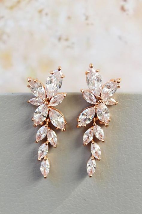 Rose Gold Crystal Wedding Earrings Bridal Earrings 1920s Art | Etsy Quinceañera Jewelry, Quinceañeras Ideas, Gold Aesthetics, Crystal Wedding Earrings, Quinceanera Jewelry, Bridesmaid Ideas, Crystal Earrings Wedding, Gold Earrings Wedding, Quince Ideas