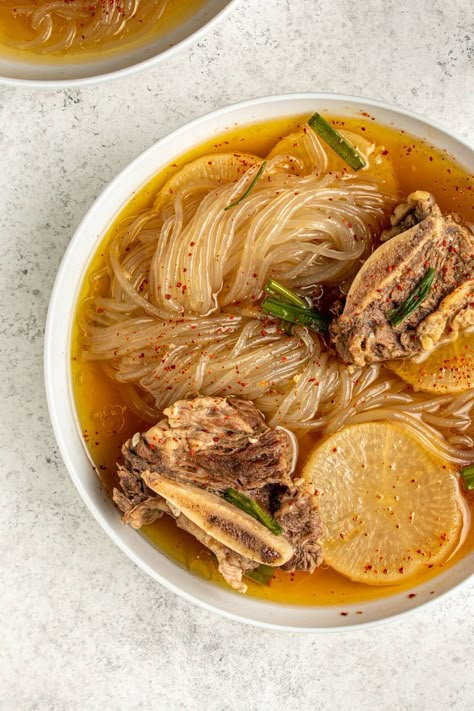 A Hearty Meal, Galbitang is Korean Short Rib Soup With Glass Noodles Korean Glass Noodles Soup, Short Rib Soup Recipe, Korean Glass Noodles Recipe, Galbitang Recipe, Short Rib Pho, Glass Noodle Recipes, Short Rib Soup, Glass Noodle Soup, Khmer Recipes