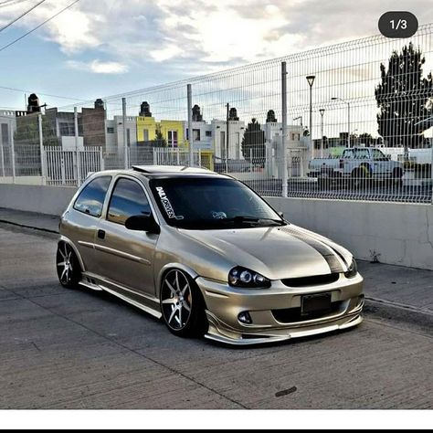 CORSA B ZVER en Instagram: “#corsa#corsab#corsaclub…” Chevy C1, Chevy Pop, Corsa Wind, Chevrolet Corsa, Corsa Classic, Dodge Dakota, Bmw E30, Lowrider, Body Kit