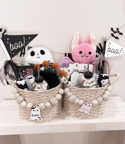 How to Make Boo Baskets for Halloween! - A Touch of Pink Boo Basket Ideas, Basket Decor Ideas, Easter Bunny Gifts, Mermaid Crafts, Toddler Birthday Party, Halloween Traditions, Boo Basket, Mermaid Theme Party, Mermaid Theme Birthday