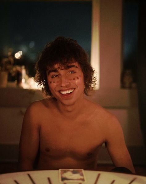 Josh Kiszka, Hey Good Lookin, New Rock, Music Love, Pretty Men, Rock N Roll, Rock Bands, Muse, Beautiful People