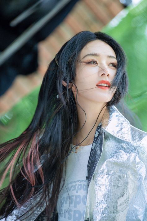 Princess Agents, Beauty Magazine, Chinese Actress, Blackpink Fashion, Cosmopolitan, Fashion Beauty, Drama, Actresses, Actors