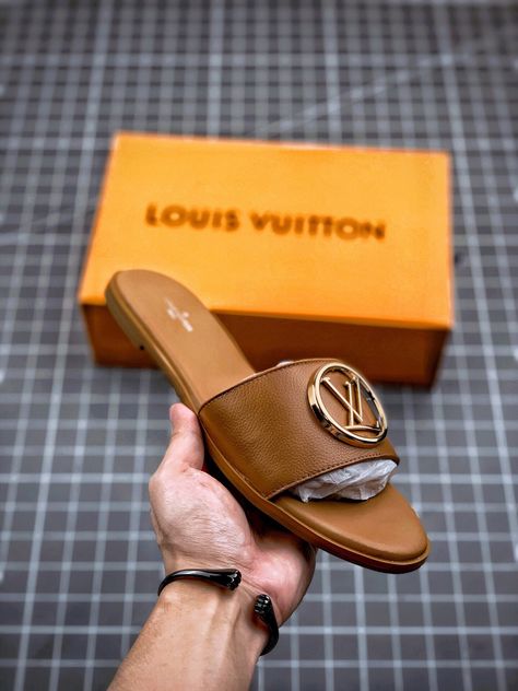 Lv Flip Flops, Nike Fashion Shoes, Lv Shoes, Hype Shoes, Louis Vuitton Shoes, Toe Sandals, Flip Flop, Mule Shoe, Flip Flops