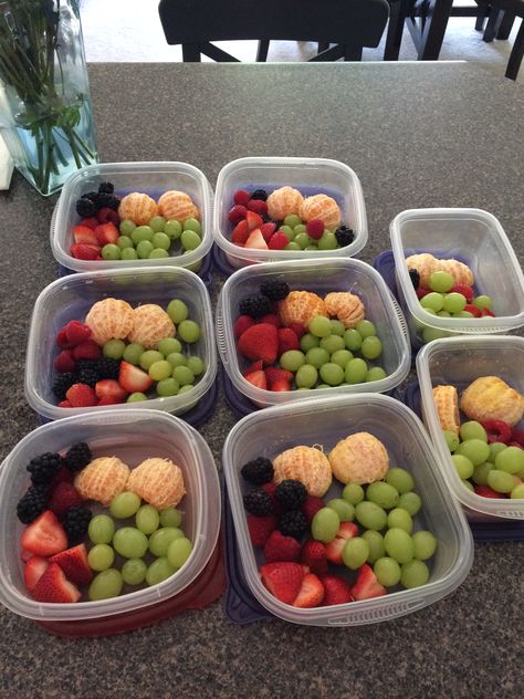 After Whole30: Still prepping fruit boxes for the week! Force yourself to do this so that you can have healthy and filling lunches at work. Fruits Lunch Box Ideas, Fruit And Vegetable Lunch Ideas, Fruit Prep Ideas, Fruit For Lunch Lunchbox Ideas, Fruit Bento Box Ideas, Meal Prep Fruit For The Week, Fruit Lunch Box Ideas, Fruit And Veggie Meal Prep, Prep Fruit For The Week