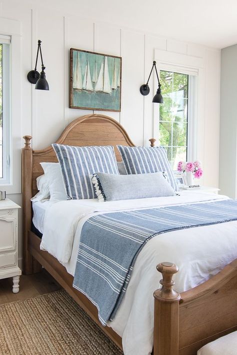 Lake House Bedding Blue and white Lake House Bedding, Blue And White Bedding, Lake House Bedroom, Teenage Room Decor, Coastal Bedrooms, Cottage Bedroom, Coastal Bedroom, Beach House Interior, House Bed