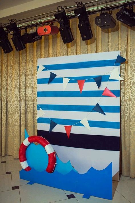 Sailor Decoration Party, Cruise Party Decorations, Lake House Party Ideas, Nautical Classroom Decor, Yacht Rock Party Decor, Ship Theme Party, Cruise Themed Party Ideas, Yacht Decorating Ideas, Baby Shower Boy Decorations