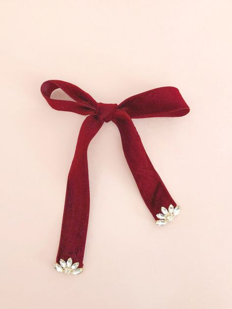 Cute Hair Ties, Ribbon Fashion, Velvet Ribbon Bow, Bow Trend, Jewelry Bow, Velvet Trend, Velvet Hair Bow, Ribbon Pin, Bow Fashion