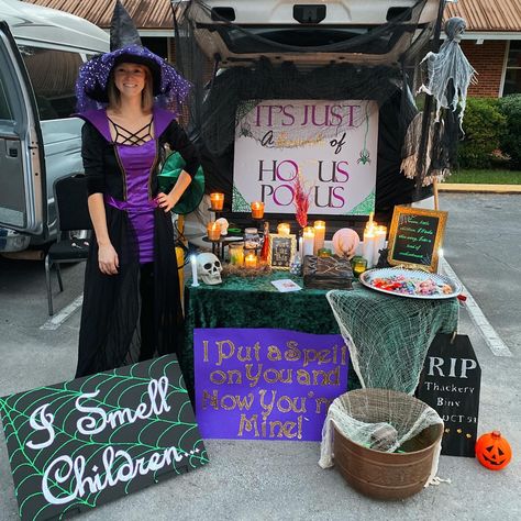 Spooky Trunk Or Treat Ideas For Trucks, Hocos Pocos Trunk Or Treat Ideas, Hocus Pocus Car Decorations, Halloween Trunk Or Treat Hocus Pocus, Hocus Pocus Themed Trunk Or Treat Ideas, Trunk Or Treat Hocus Pocus Theme, Trunk Or Treat Ideas Vampire, Truck Or Treat Ideas Hocus Pocus, Hocus Pocus Trunk And Treat Ideas Cars