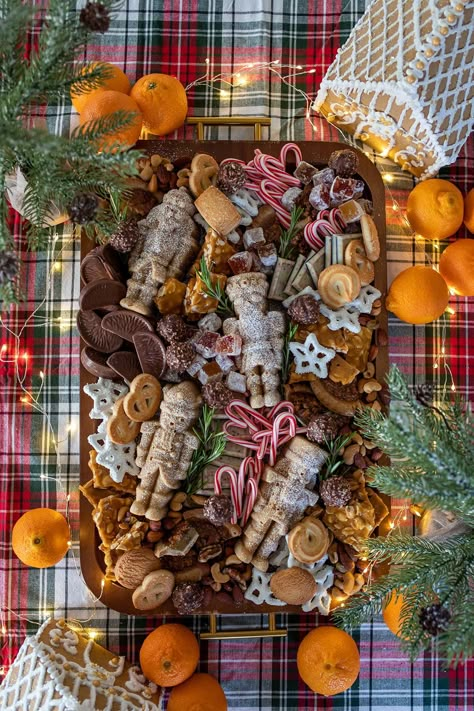 Dessert Charcuterie, Sugarplum Fairy, Dessert Board, Dessert Items, Christmas Candy Recipes, Themed Desserts, Charcuterie And Cheese Board, Christmas Tree Cake, Tree Cakes