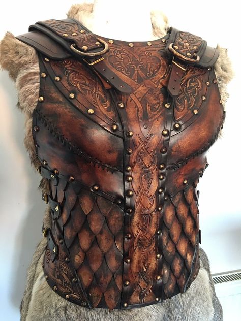 Viking Armour Women, Celtic Armor, Leather Armour, Mandalorian Cosplay, Viking Armor, Warrior Outfit, Fair Outfits, Viking Costume, Viking Women