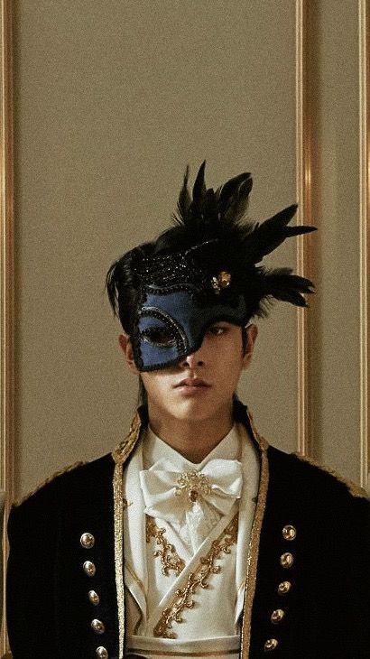 Masquerade Costume Men, Old Masquerade Ball Aesthetic, Best Masquerade Mask, Mascarade Mask Ideas, Enhypen Masquerade, Masquerade Mask Ideas Men, Victorian Masked Ball, Masquerade Ball Masks For Men, Masquerade Astethic