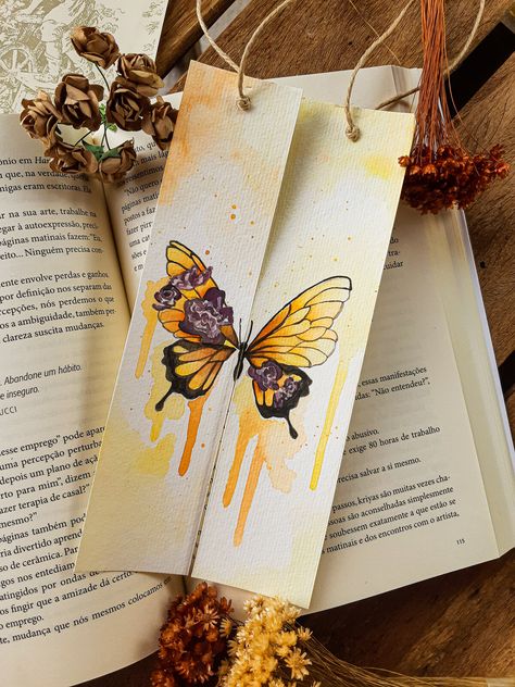 Aesthetic Bookmarks Butterfly, Butterfly Watercolor Bookmark, Butterfly Journaling, Aesthetic Bookmarks Design, Bookmark Ideas Aesthetic, Bookmark Design Ideas, Bookmarks Crochet, Bookmark Aesthetic, Bookmarks Ideas