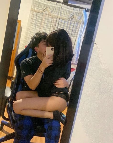 <33 this boy is obsessed with me ;) #foryou #character #relationshipgoals Couple Aesthetics, Girlfriend And Boyfriend Goals, Couple Selfies, Cute Relationship Photos, This Boy, Obsessed With Me, Cute Couple Poses, Cute Couples Photos, Relationship Goals Pictures