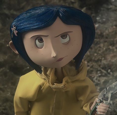 Coraline Film, Lilo Pelekai, Popular Cartoon Characters, Flynn Rider, Homer Simpson, Be Amazing, Coraline, Cartoon Characters, Real Life