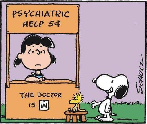 King Queen Tattoo, Psychology Humor, Snoopy Comics, Lucy Van Pelt, Peanuts Comic Strip, Snoopy Funny, Charles Schulz, Snoopy Images, Peanuts Cartoon