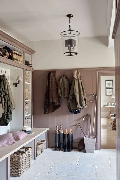 Interior Designers Cotswolds, Cheltenham | Sims Hilditch - Sims Hilditch Family Manor, Boot Room Utility, Sims Hilditch, Design Hallway, Entrance Modern, Hallway Design, Entrance Interior, Ideas Hogar, Boot Room